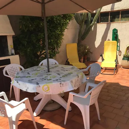 Petite Maison En Duplex Prázdninový dům Cogolin